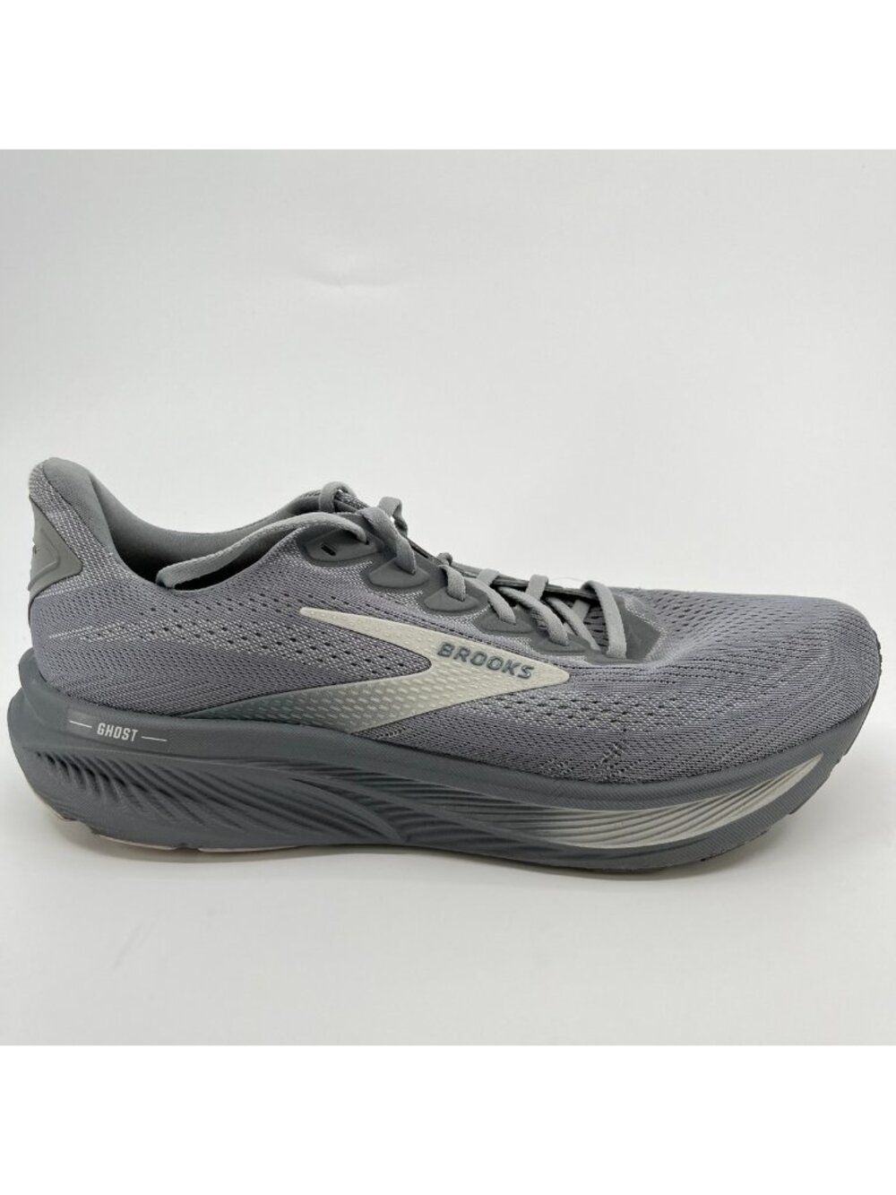 Brooks Ghost 17 Mens Size 12.5 Gray Athletic Running Walking Shoes Sneakers